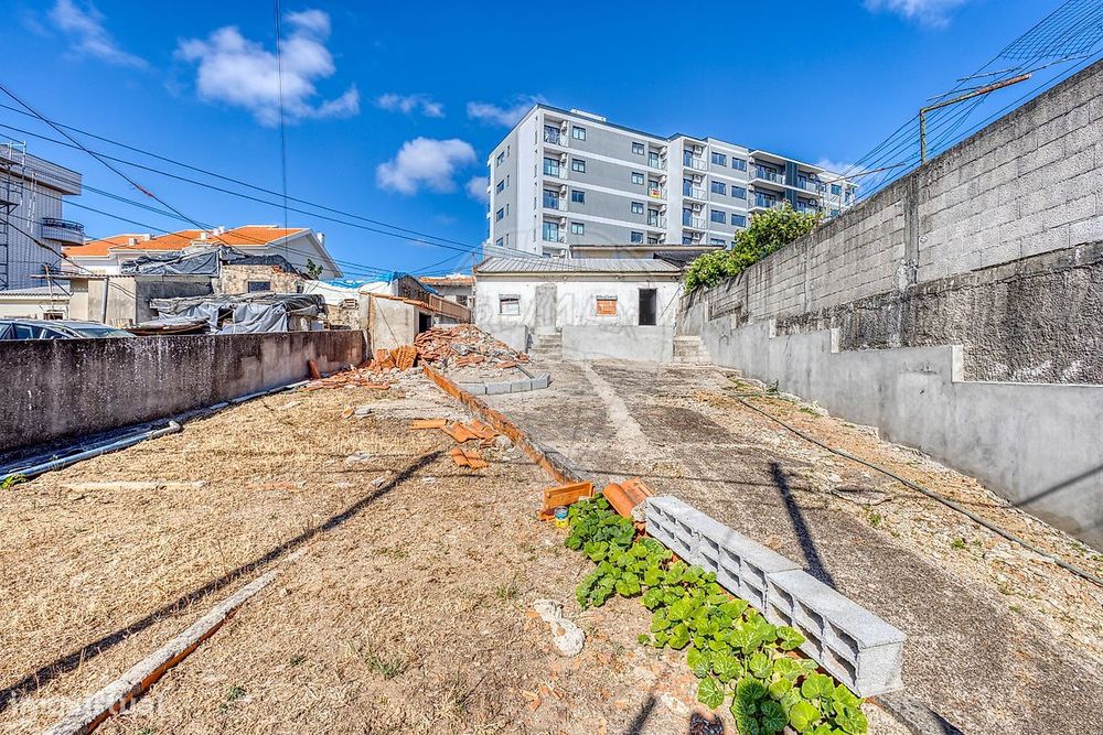 Moradia T2 para venda