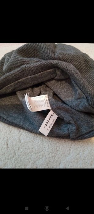 Czapka Reserved jak nowa 6-9 miesięcy