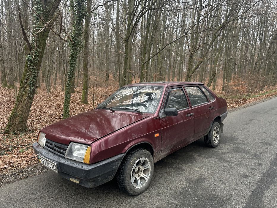 ваз 21099 2005 рік інжектор новий акумулятор