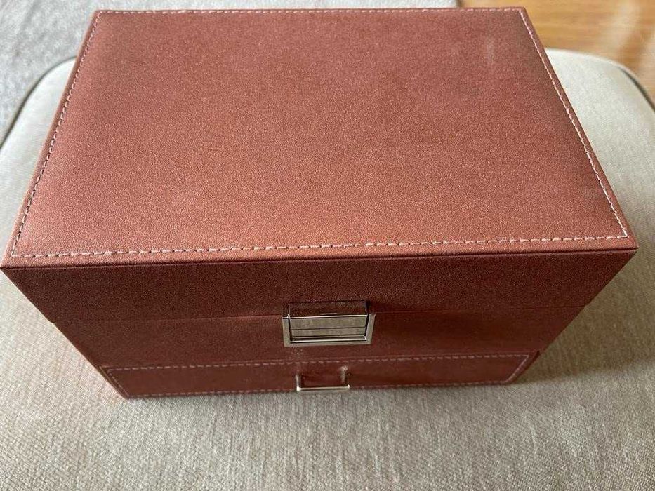 Pojemny duży kuferek szkatuła organizer na biżuterię prezent