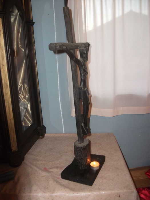 Arte sacra em pau santo