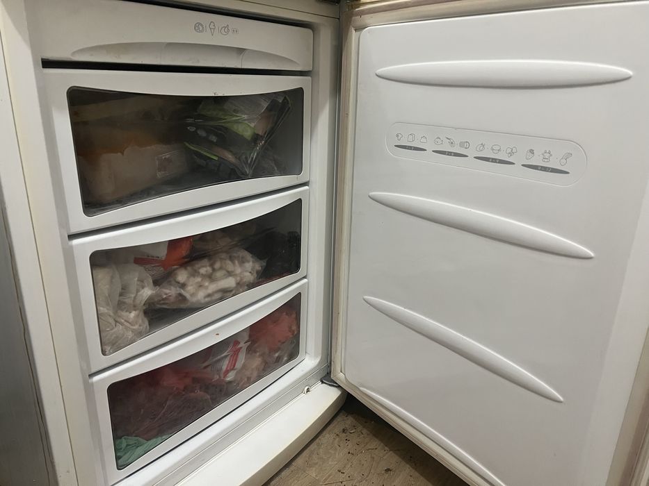 Холодильник LG GR-409GVQA