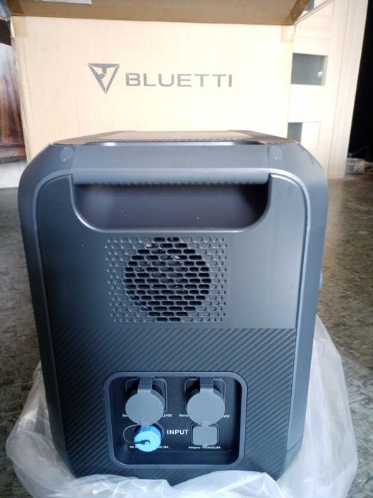 Зарядная станция Bluetti AC200MAX + Солнечная панель BLUETTI PV 120