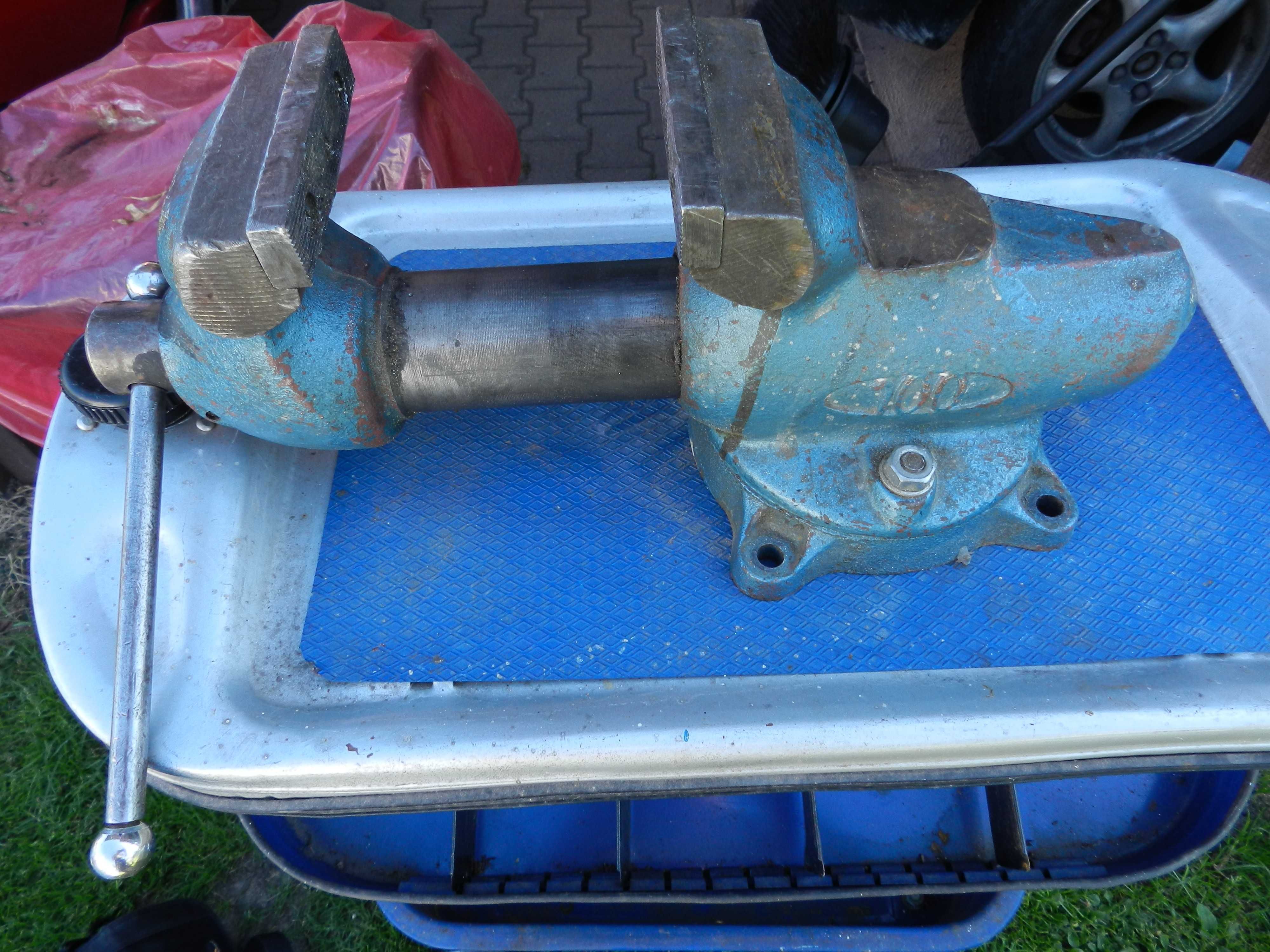 Imadło ślusarskie York rozstaw 100 mm 13 kg
