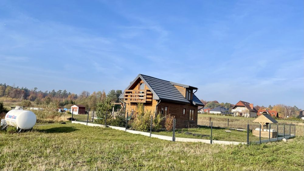 Ogrodzony, odosobniony domek z balia z jacuzzi