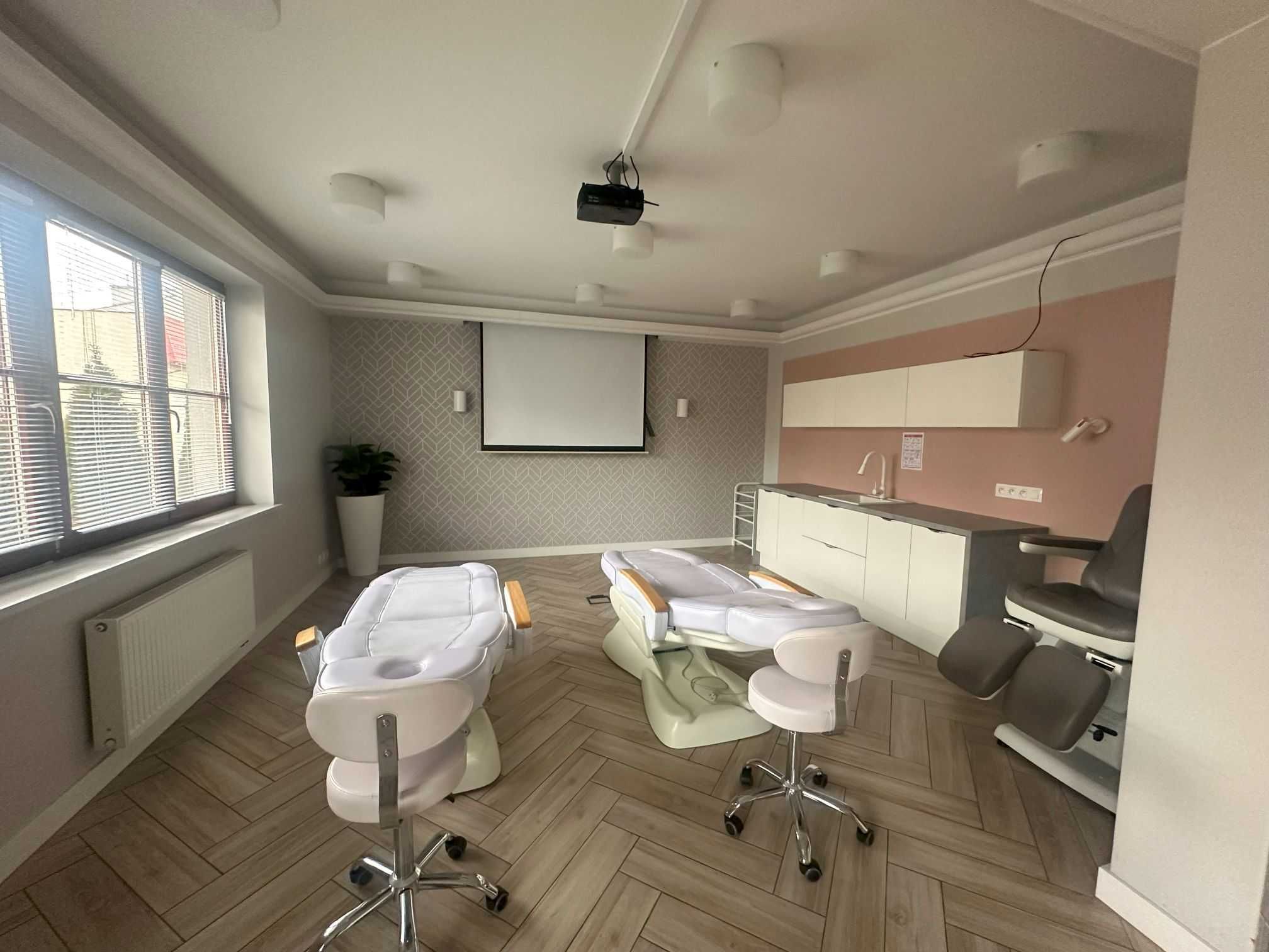 Lokal usługowy Kraków – 180 m² + piwnica, ul. Górna 5