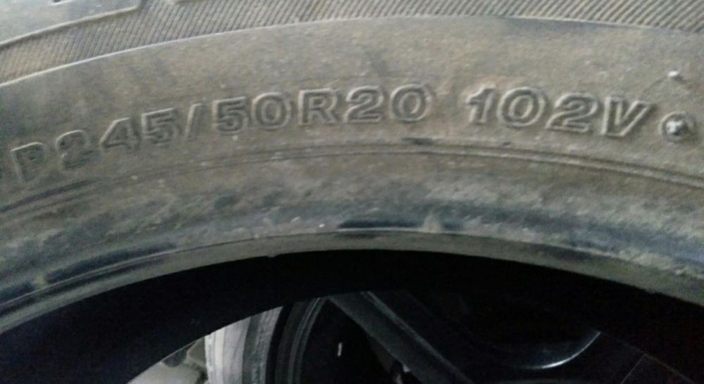 Резина R20 4 шт 245*50*20 bridges  за 4шт=2000грн