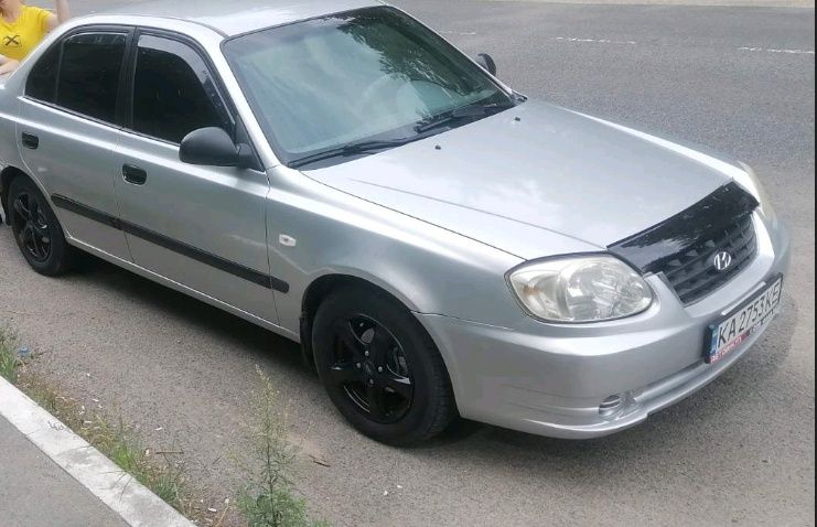 3750у.о.Акцент-2,автомат.140000 пробігу.2005 рік.1,5.Бензин.Два компле