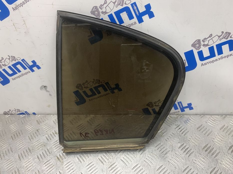 Стекло двери задней левое глухое 82263JK000 для Infiniti G37 2006-2014