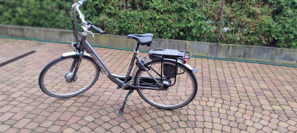 Sorzedam rower elektryczny GIANT twist lite