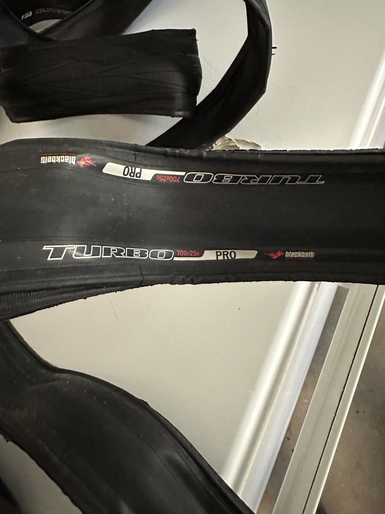 Pneus Ciclismo Novos