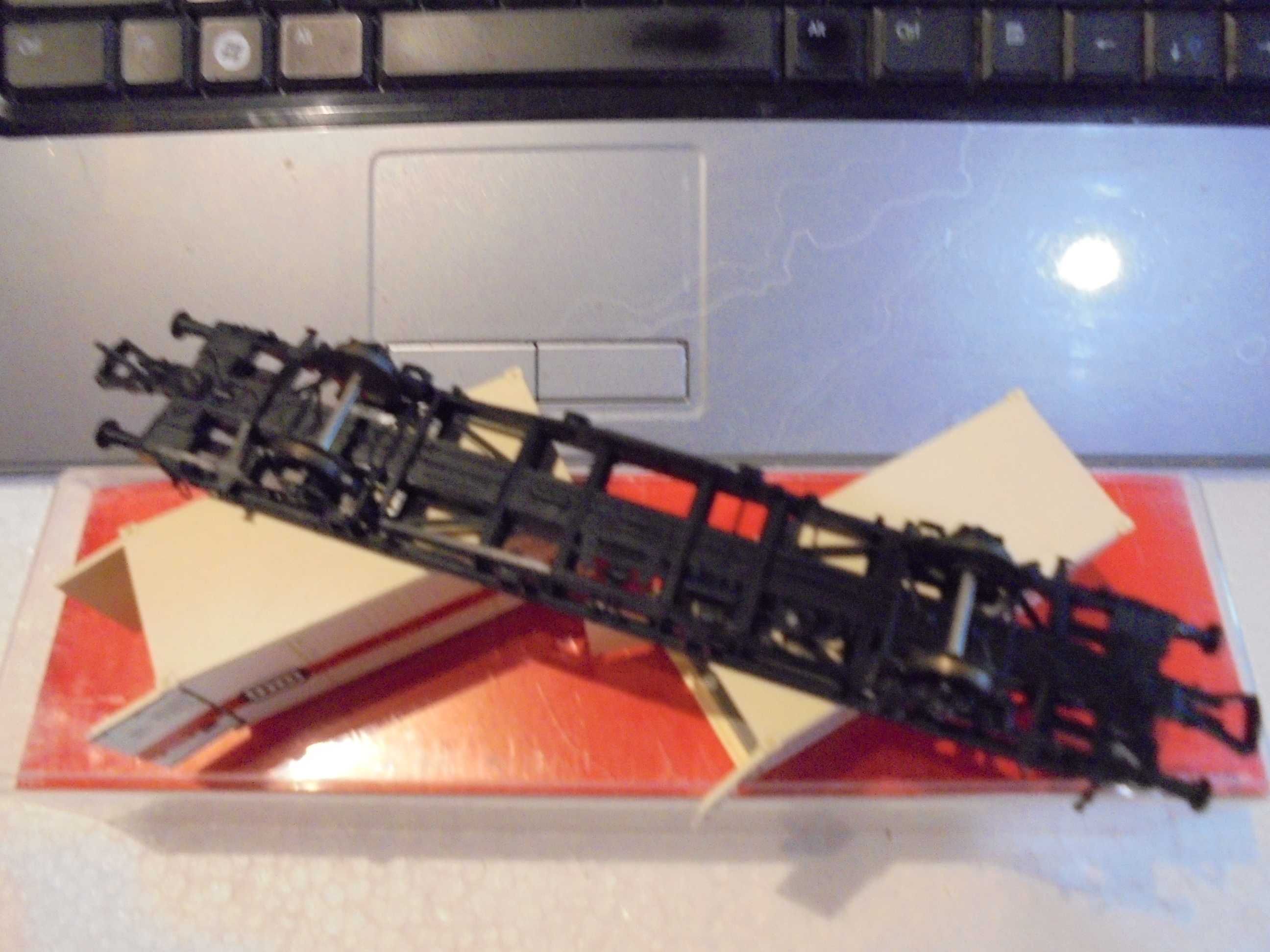 Fleischmann wagon kontenerowy H0 1:87 germ.,kolejka,makieta
