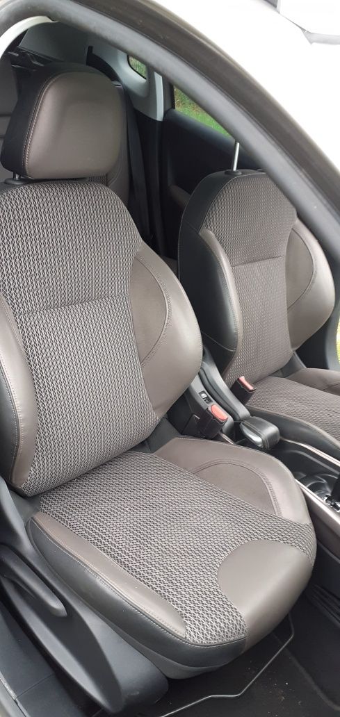Peugeot 2008 1.6hdi automat panorama