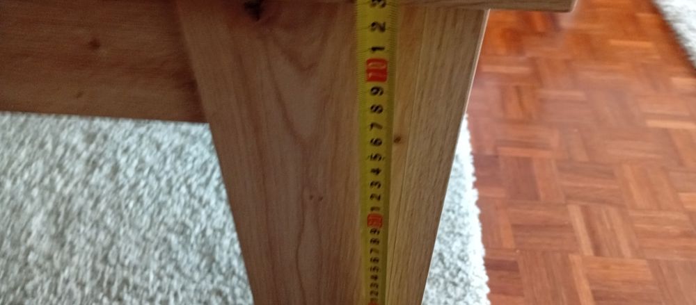 Mesa extensível e 4 cadeiras