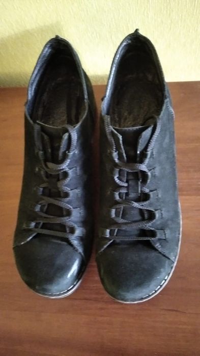 Туфлі напівчеревики полуботинки жіночі натуральна шкіра 38 розмір