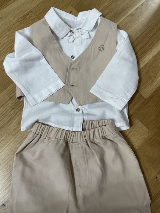 Одяг для немовлят, костюмчики, штани, сведрик, чоловічки.