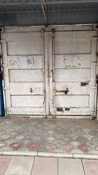 Контейнер 20 футовий