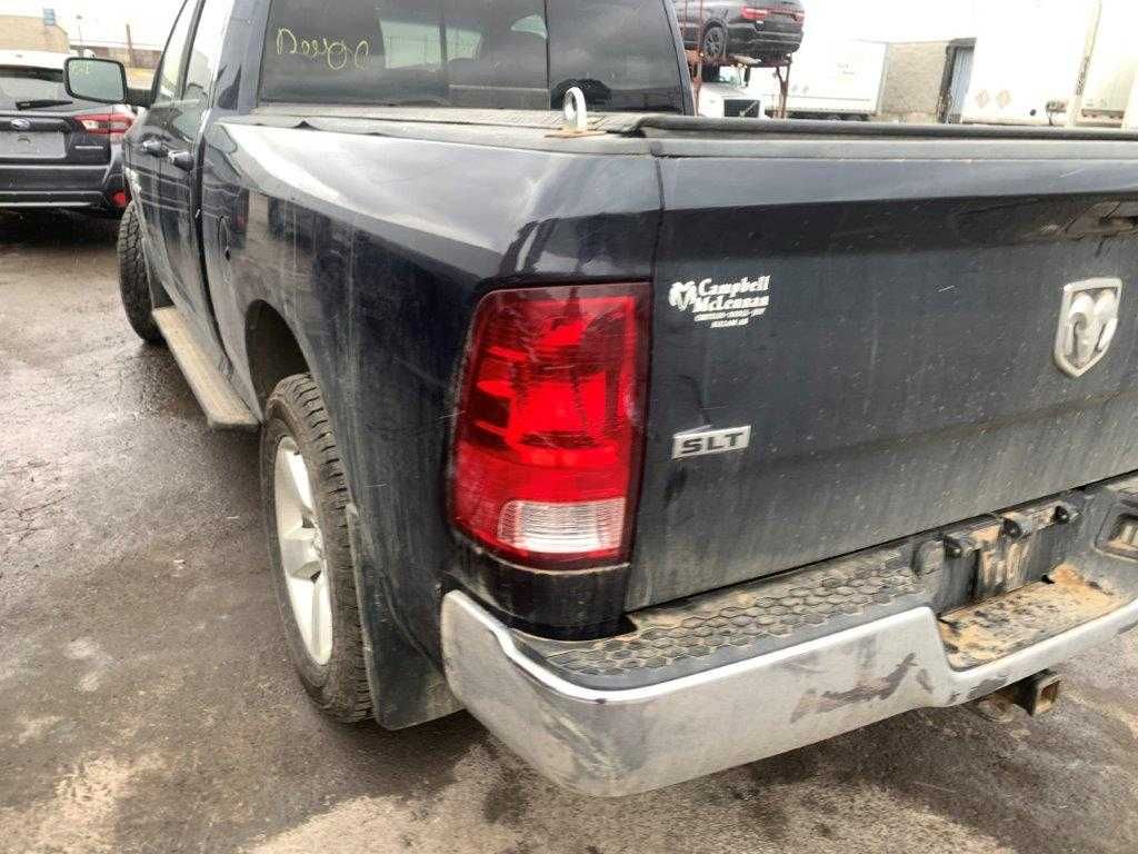Dodge Ram 1500  09-24 Classic paka skrzynia błotnik tył PAR długa 1.9m