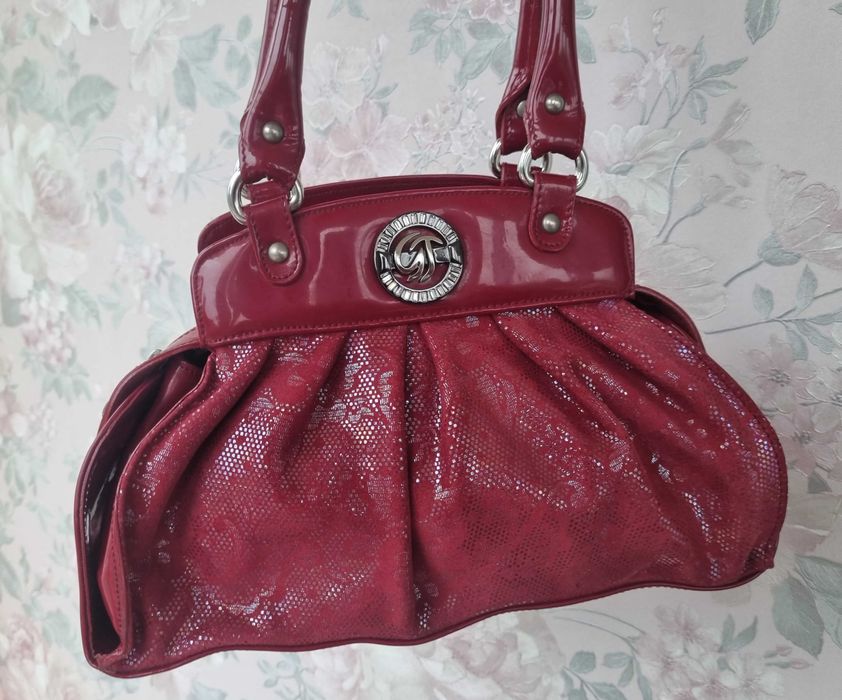 Жіноча червона сумка Gilda Tonelli (Італія)