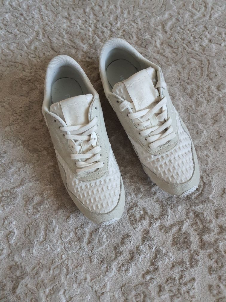 Красовки REEBOK, оригинал, VIETNAM