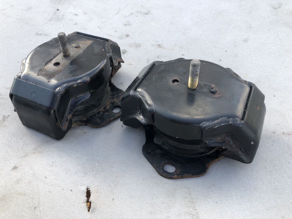 Подушка двигателя Mitsubishi Pajero Wagon Паджеро Вагон 2000-2019