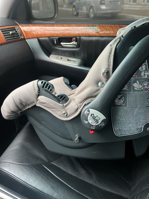 Продам детское автокресло CAM от 0 до 13 кг