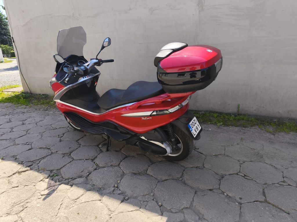 Piaggio X10 350 zarejestrowany
