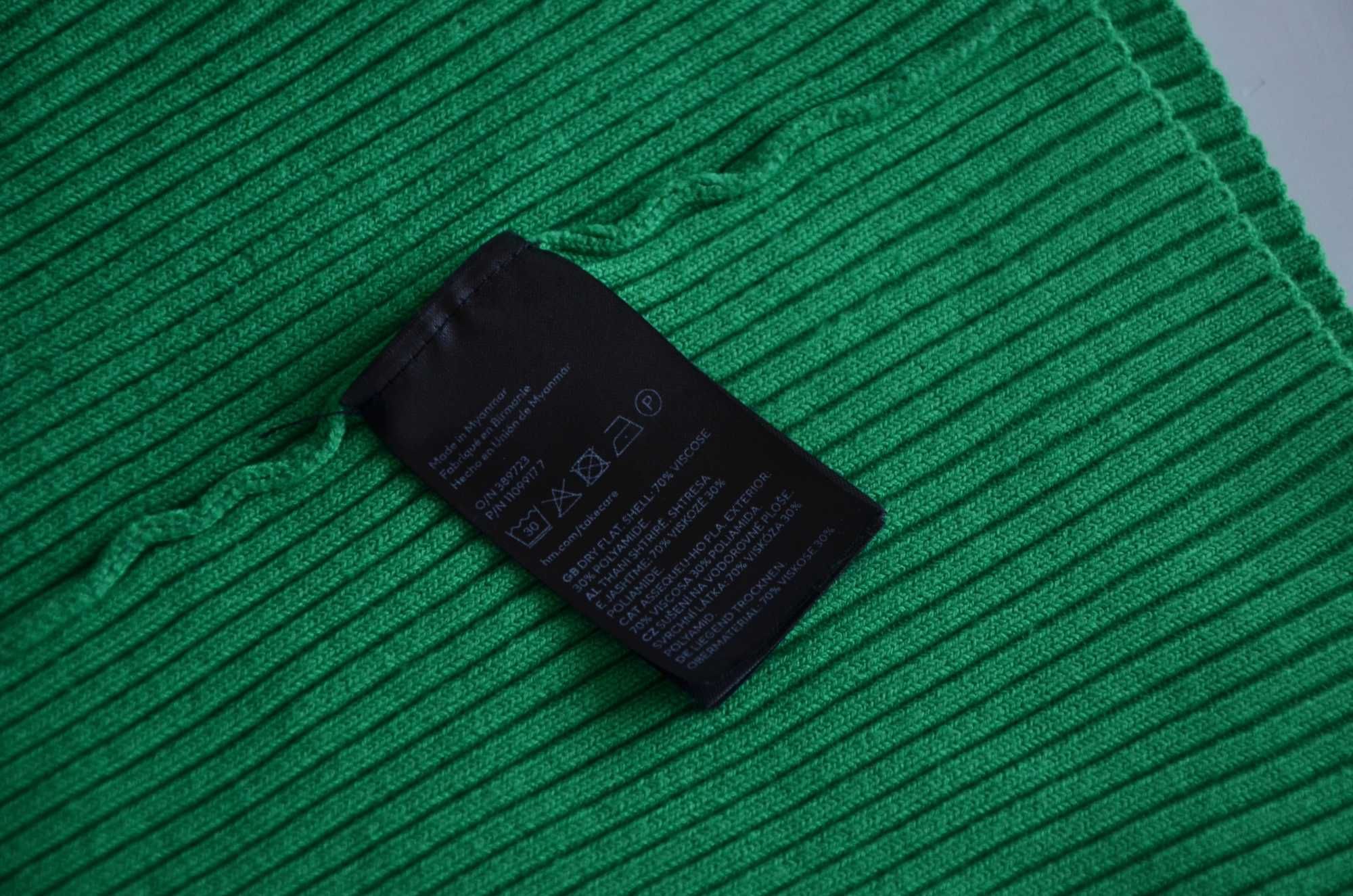 H&M zielona dzianinowa sukienka midi dekolt serce green 36 S