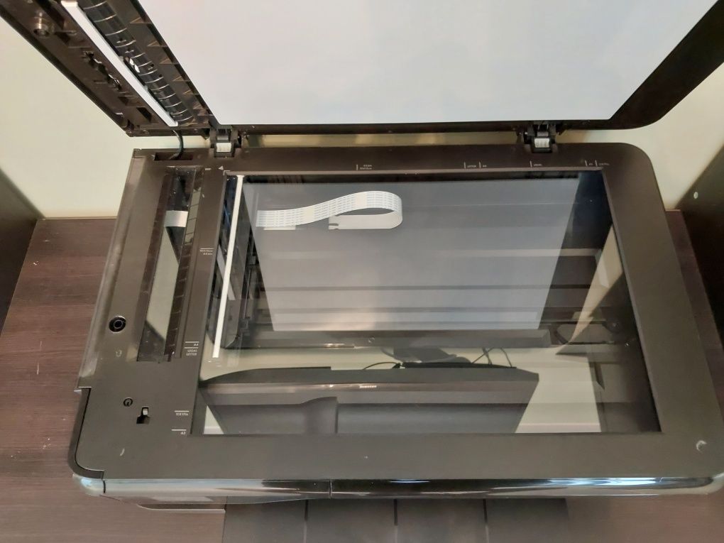 Drukarka HP Officejet 7612 Uszkodzona