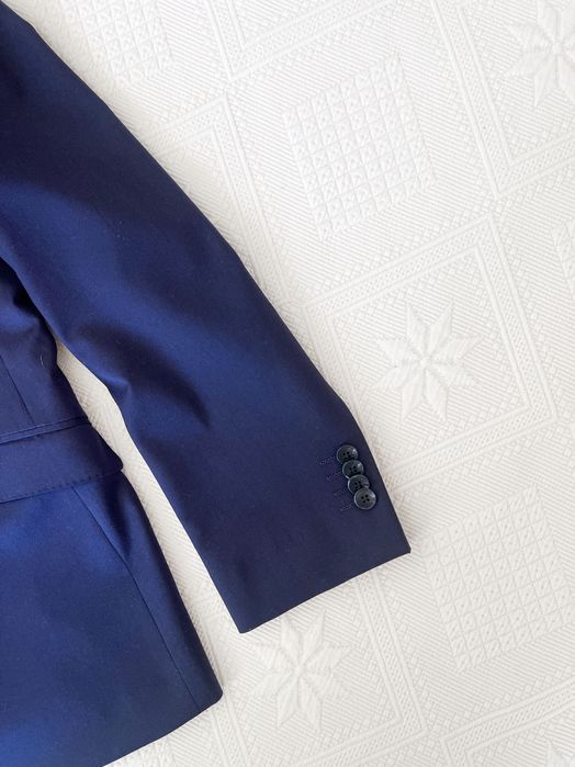 Fato Slim Suits Inc
