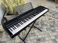Цифровое пианино KORG SP-170.