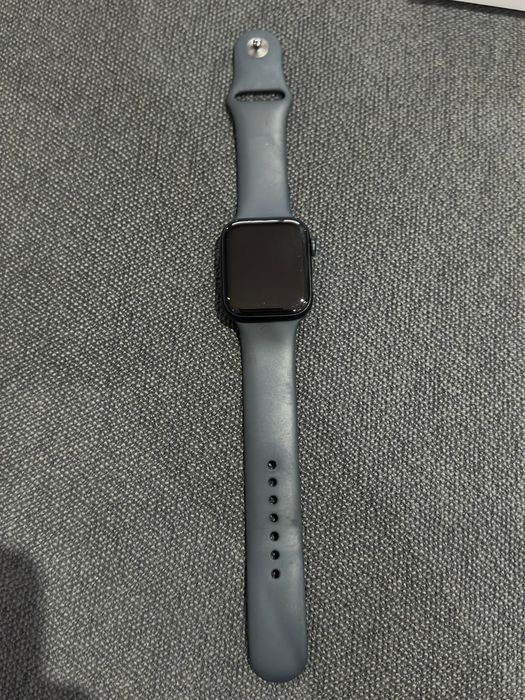 Apple Watch SE 44mm
