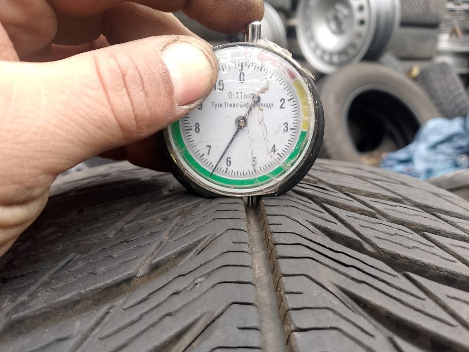 Opony zimowe 225/60/17