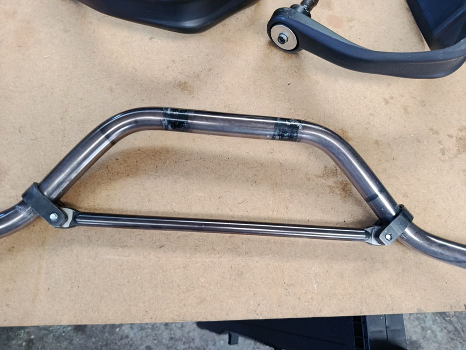 Guiador moto 22 mm + protectores mão