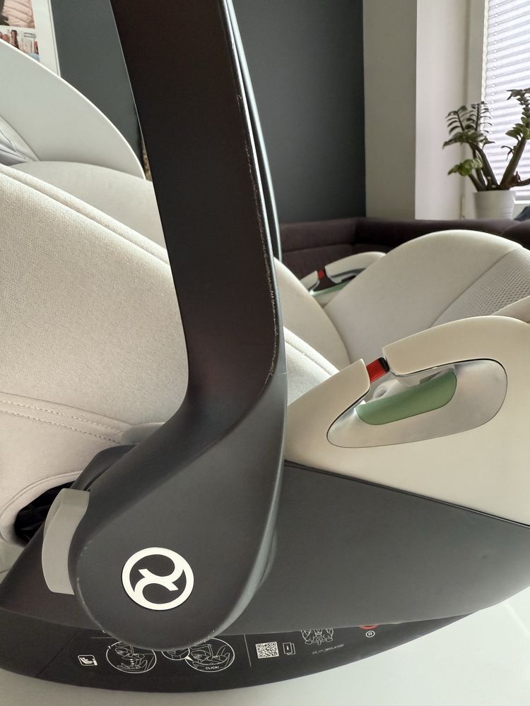 Fotelik Cybex Cloud t i-size i baza Isofix Cybex T REZERWACJA
