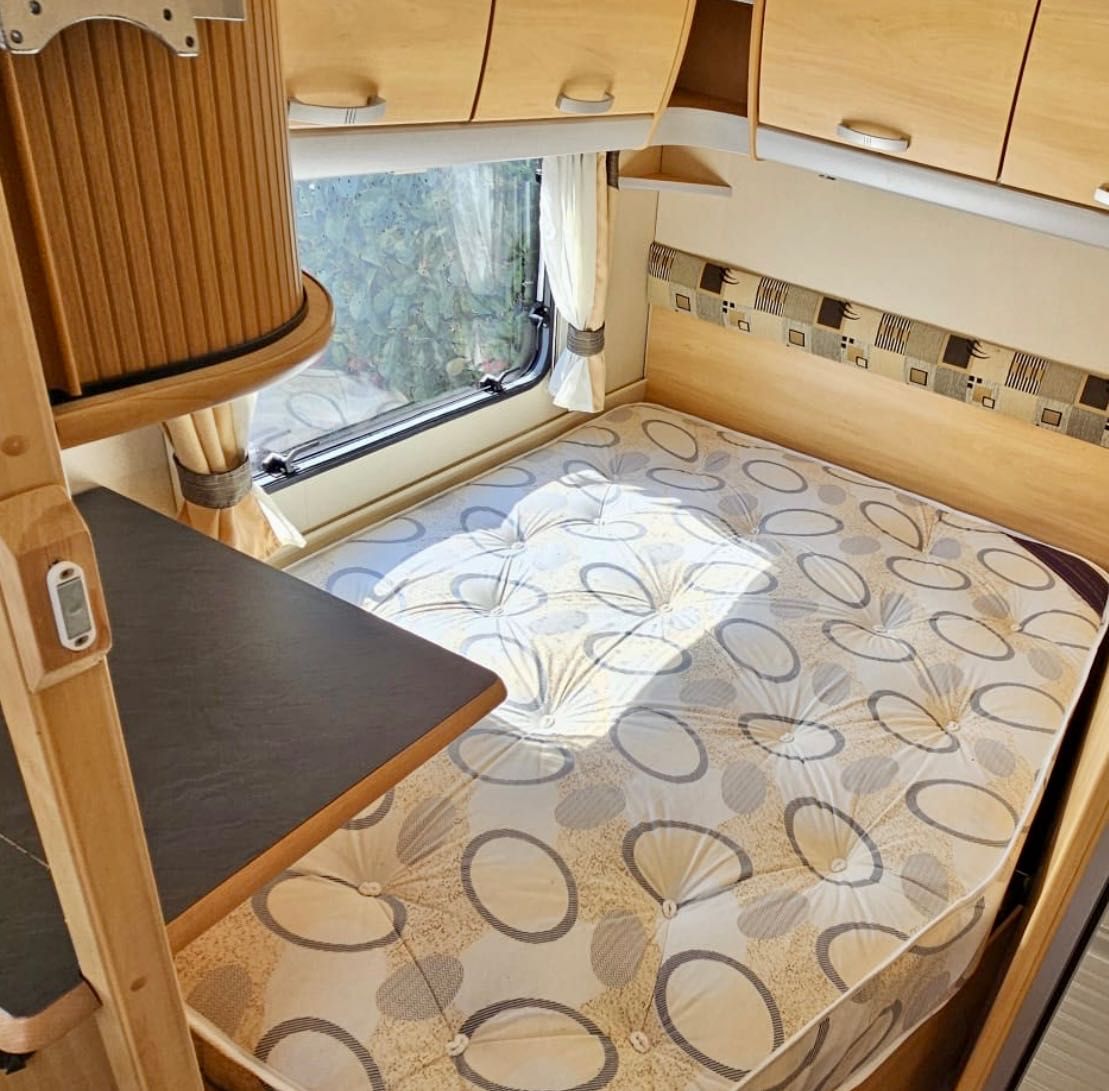 Caravana Sterling Europa 470- Impecável