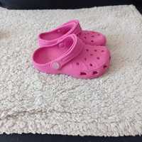 Klapki, piankowe dzieciece Crocs C8/9. (24/26)