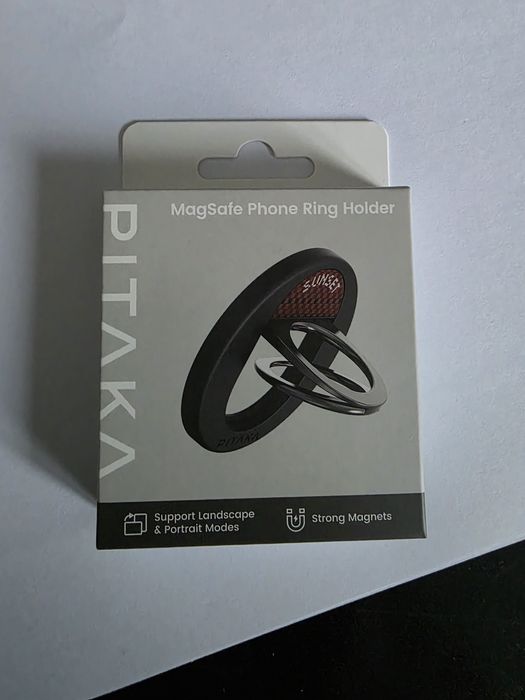 Case  Pitaka Pinbutton