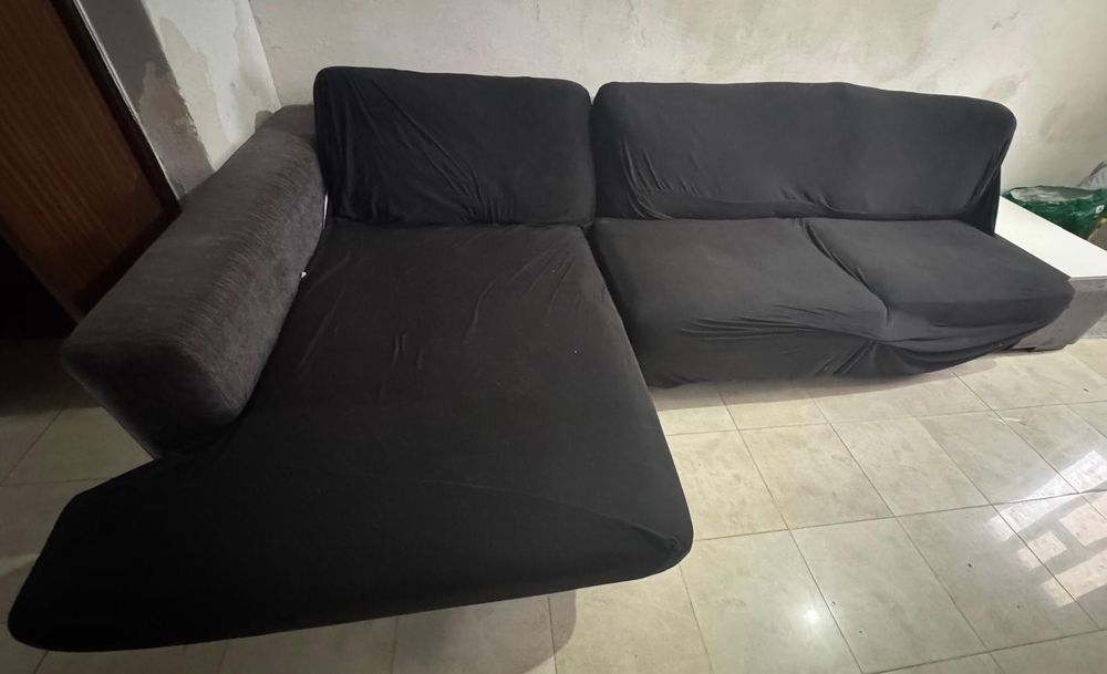 Sofá 3m de comprimento e 1,70 largura com divisão