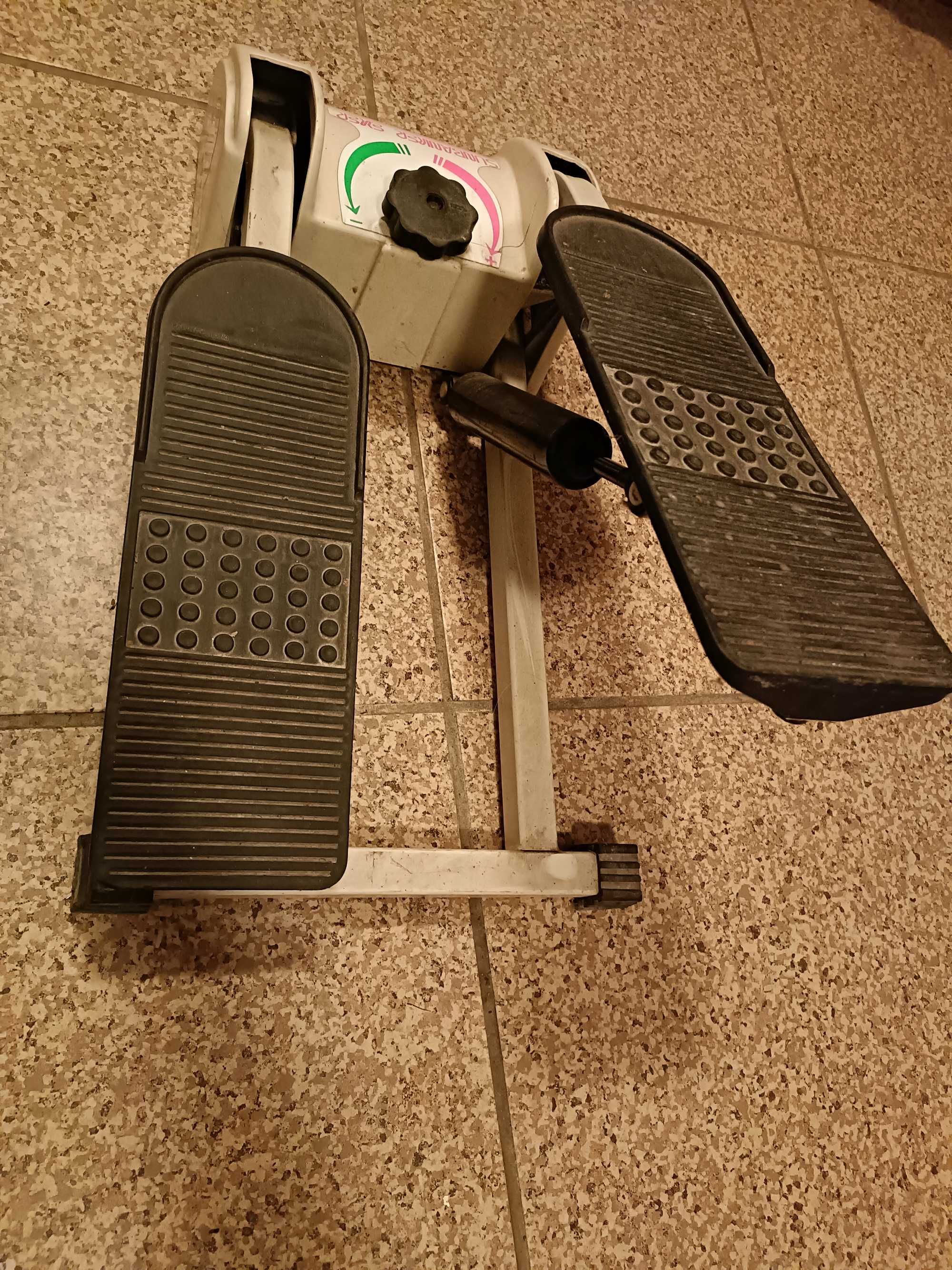 Stepper sprzęt do ćwiczeń stepy