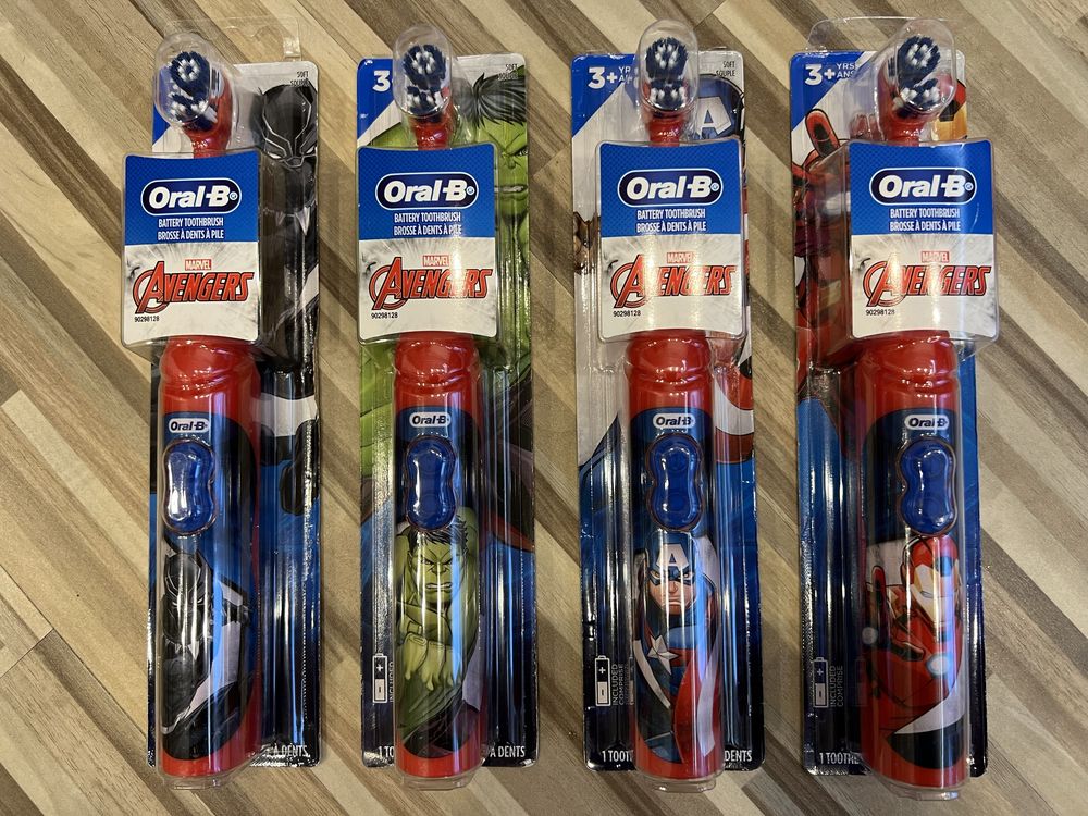 Детская зубная щетка Oral-B Kid's Мстители Халк Капитан Америка