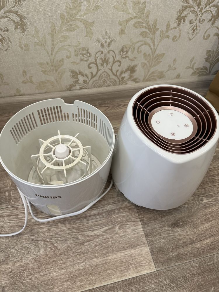 Зволожувач повітря PHILIPS HU2716/10