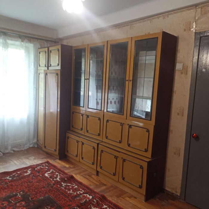 Сдвю 1кв.Чумаченко/Центр Космоса/Космет.ремонт, меб,хол,бойлер.