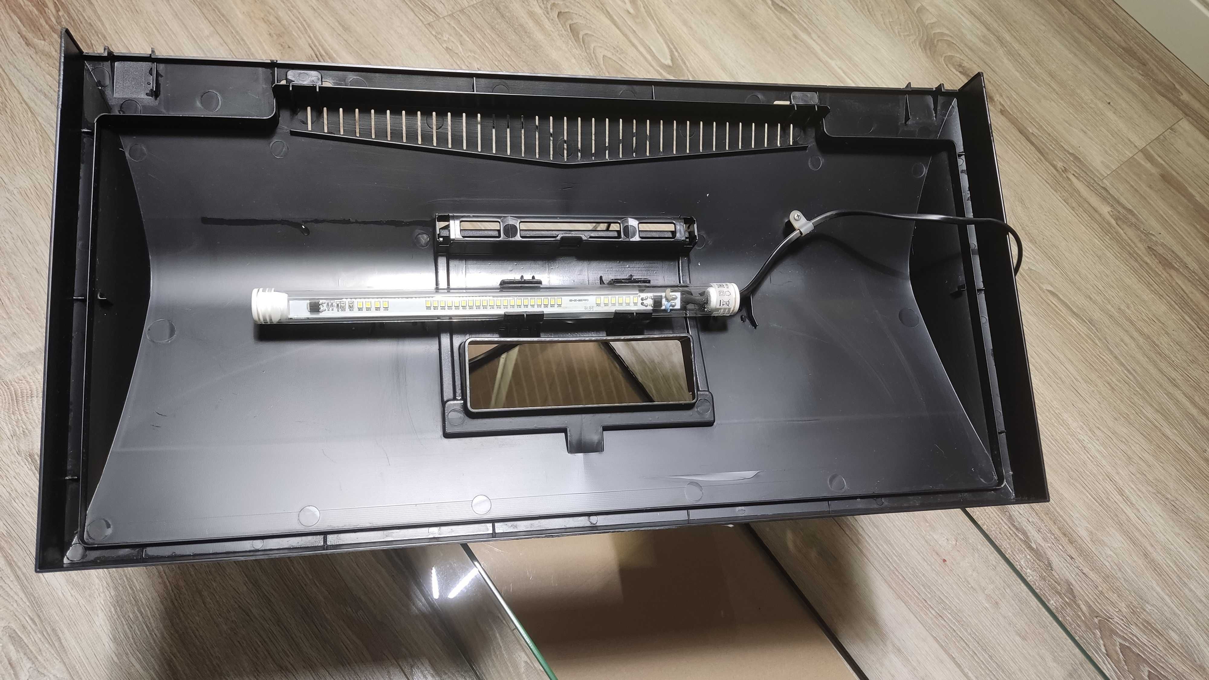 Akwarium Aquael 54 l z przykrywką i oświetleniem