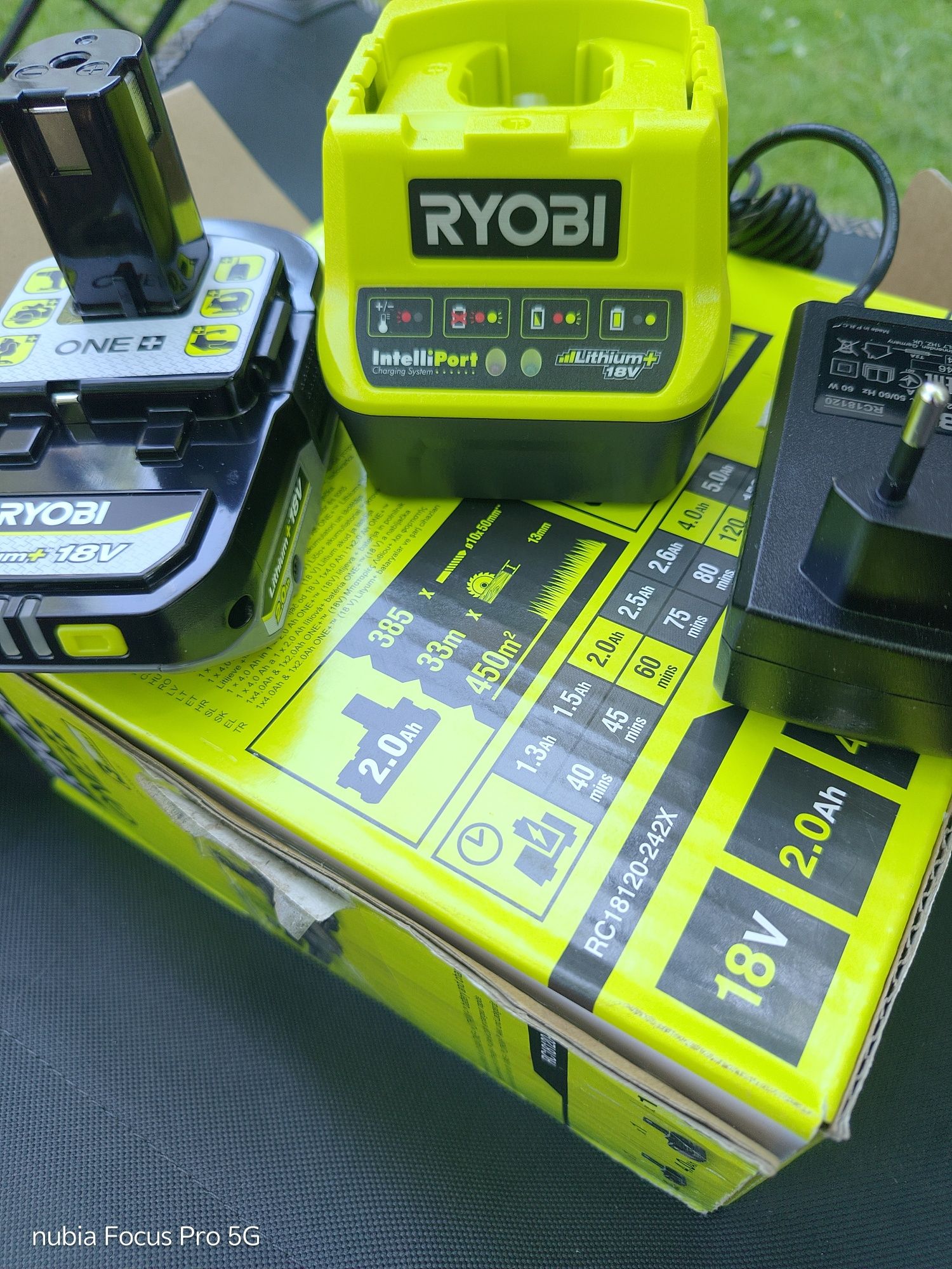 Набір акумулятора та зарядного пристрою Ryobi ONE+ RC18120-120C 18В