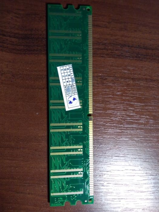 Оперативная память 256 MB DDR266 NANYU 0208 NT5DS32M8AT-7K 02400BP7