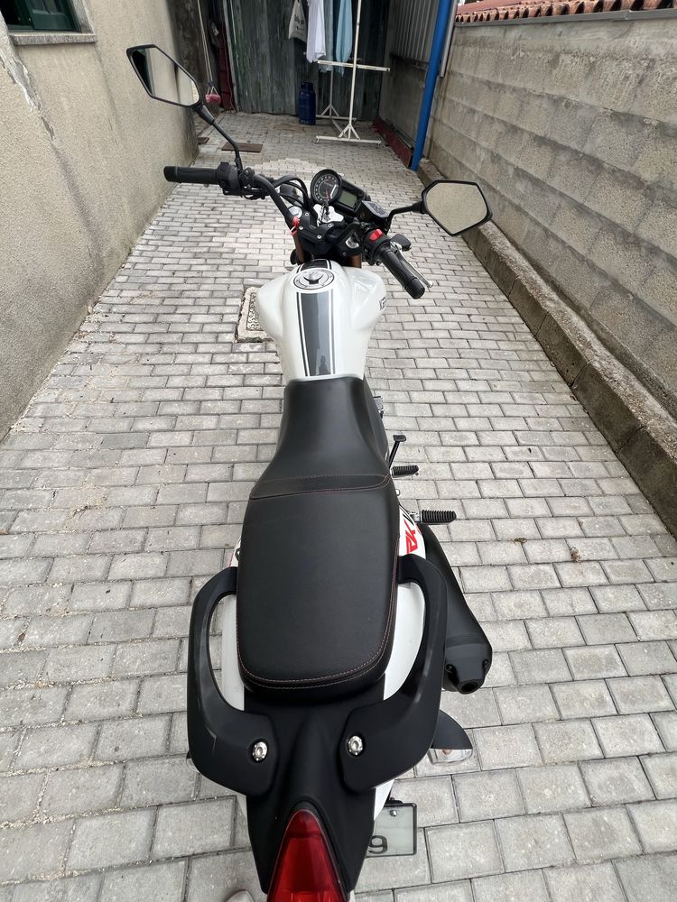 Mota Keeway rkv 125