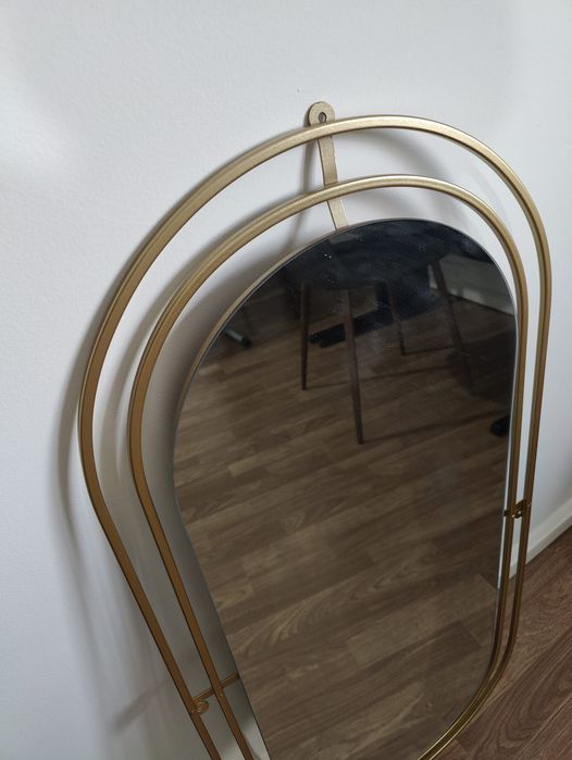 Vendo Espelho dourado
