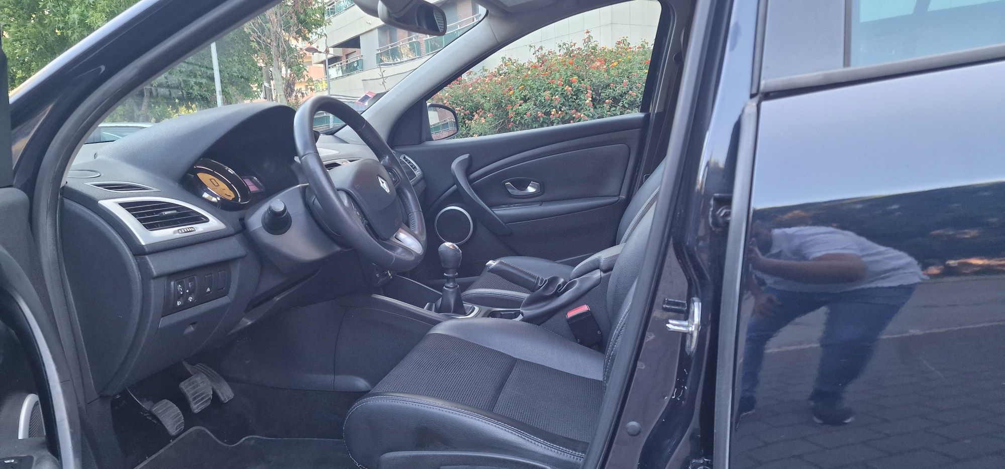 Renault megane nacional só 216mil km aceito retoma