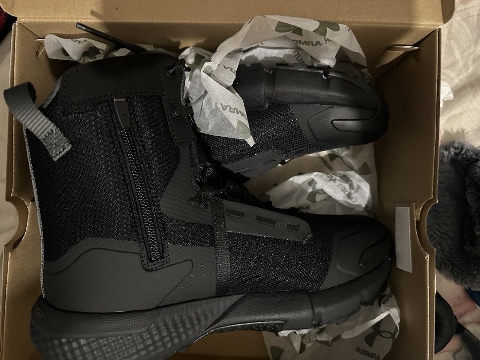 Botas under armour 40.5 novas